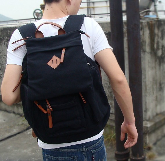 backpack vs messenger bag
