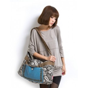 Canvas shoulder bag